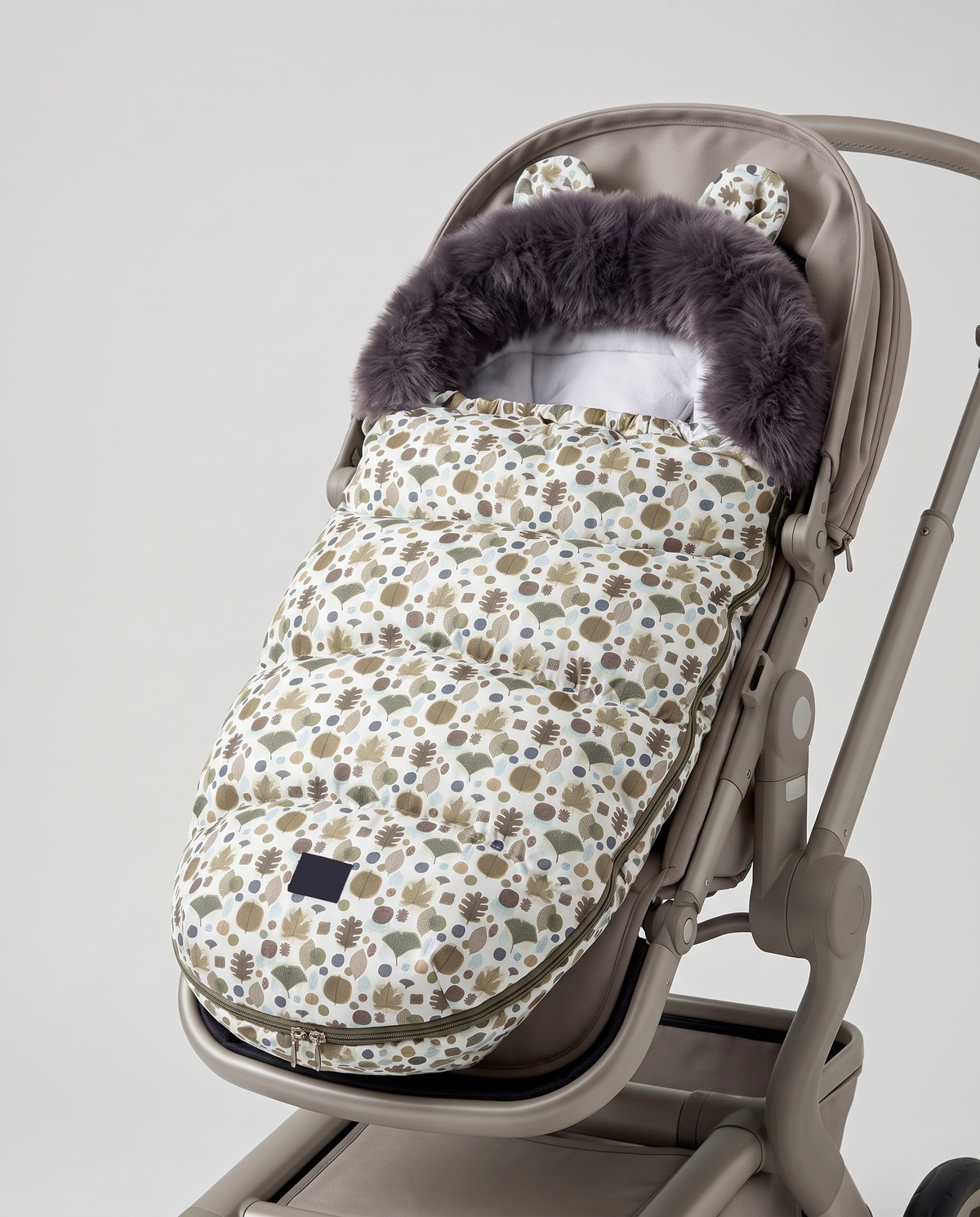 Patterned Faux-Fur Footmuff